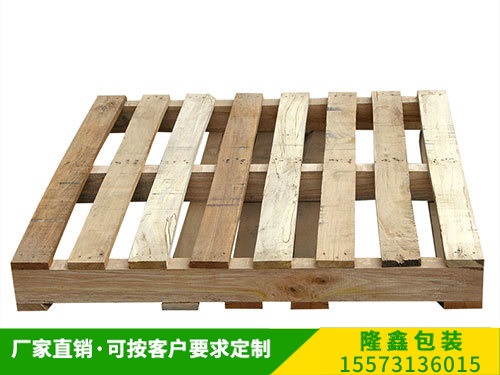 出口(kǒu)托(tuō)盘 (18) 出口托盘 (18)